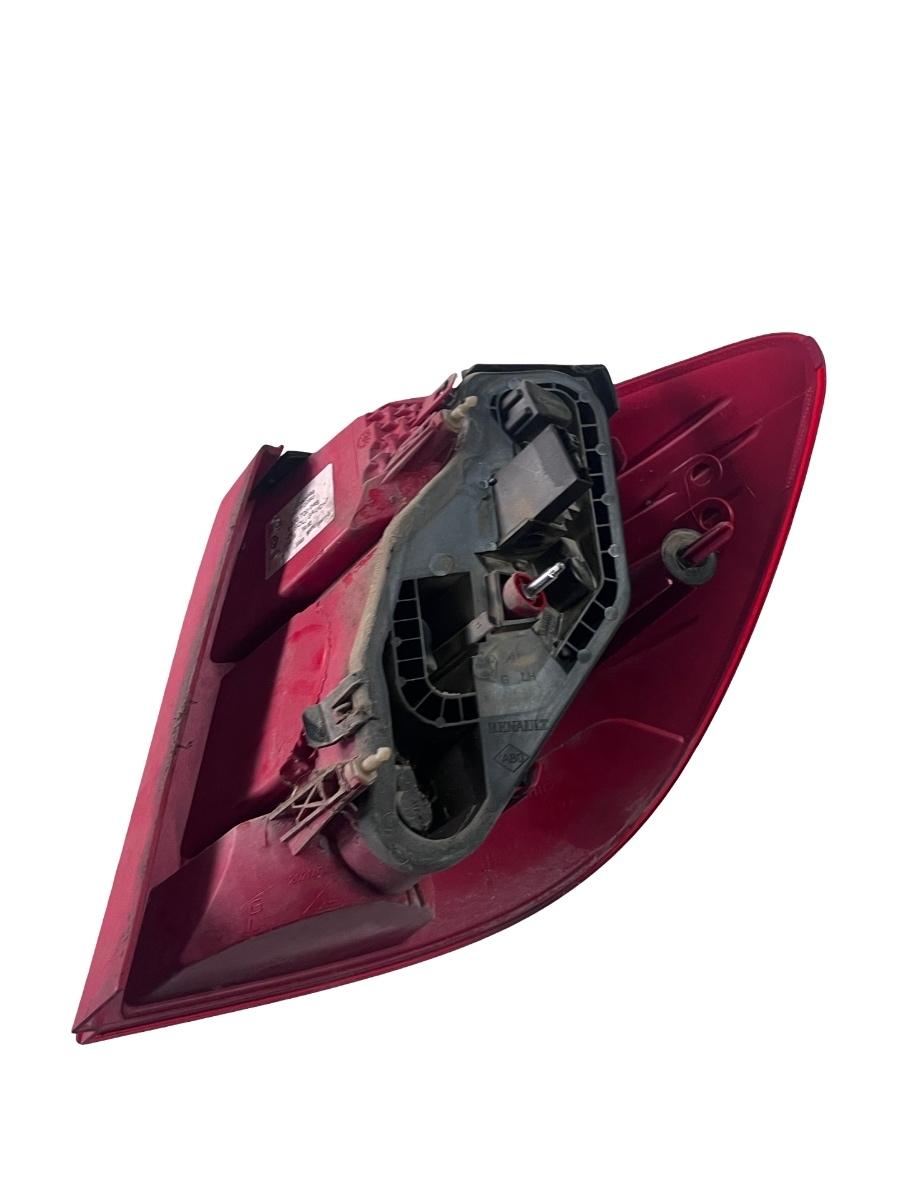 Lampa spate / Stop stanga spate RENAULT Symbol II [ 2008 - 2013 ] 8200700046 – foto 3