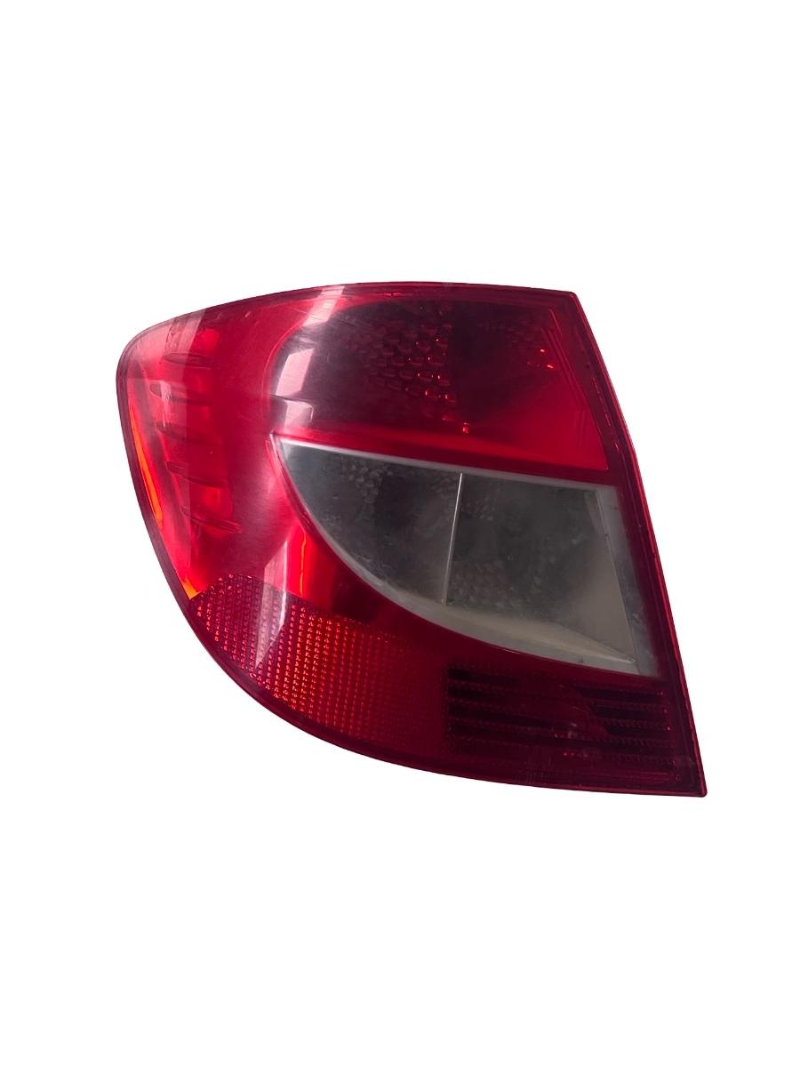 Lampa spate / Stop stanga spate RENAULT Symbol II [ 2008 - 2013 ] 8200700046
