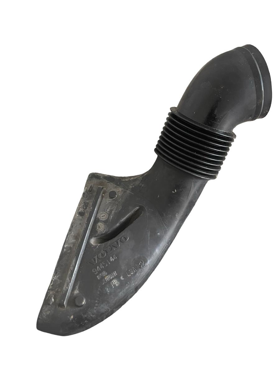 Furtun admisie aer VOLVO S60 I 384 2000 - 2010 2.4 B 5244 S2 9445144