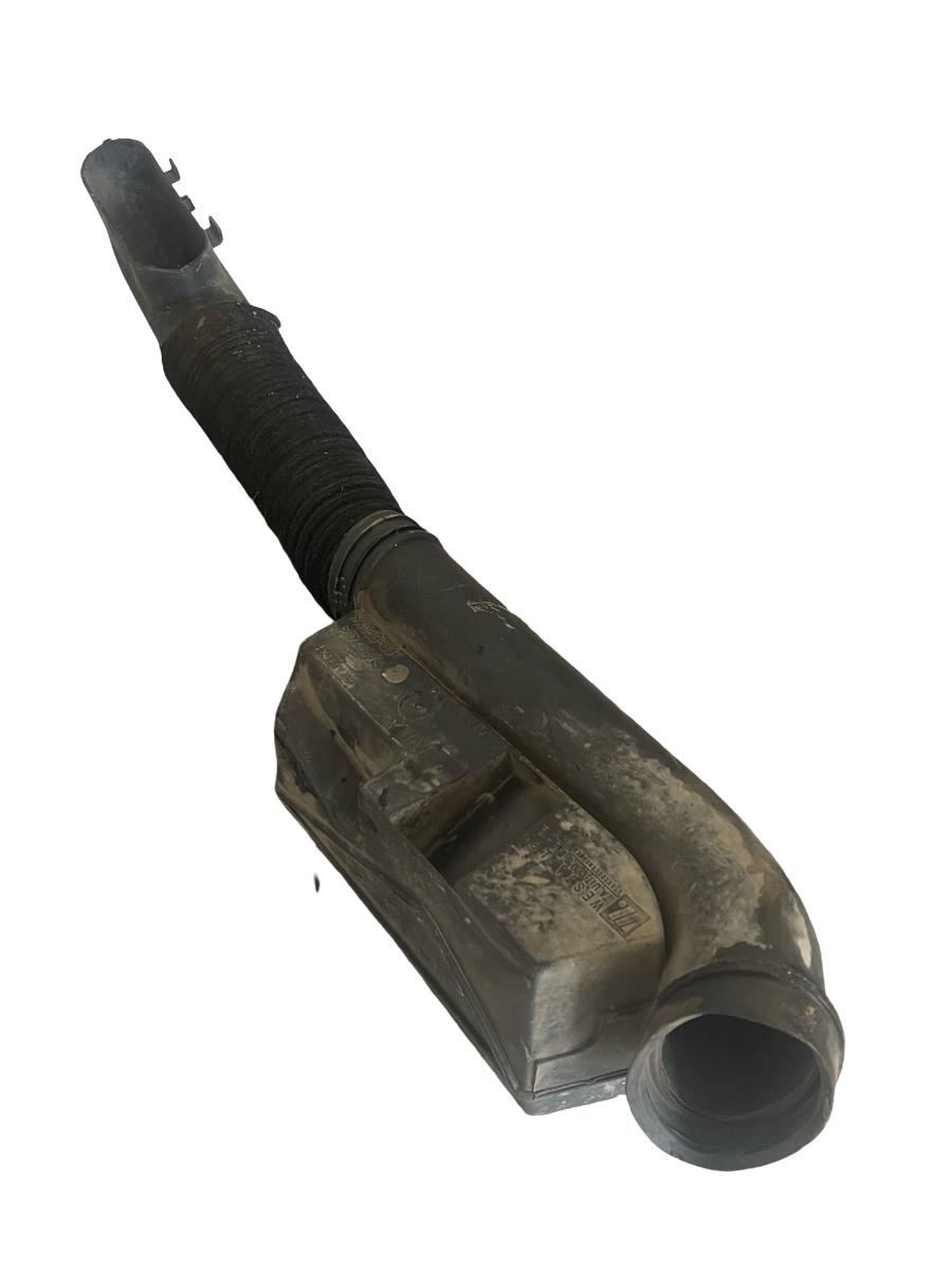 Carcasa filtru aer /Rezonator RENAULT Symbol II [ 2008 - 2013 ] 1.4i K4J712 705800100