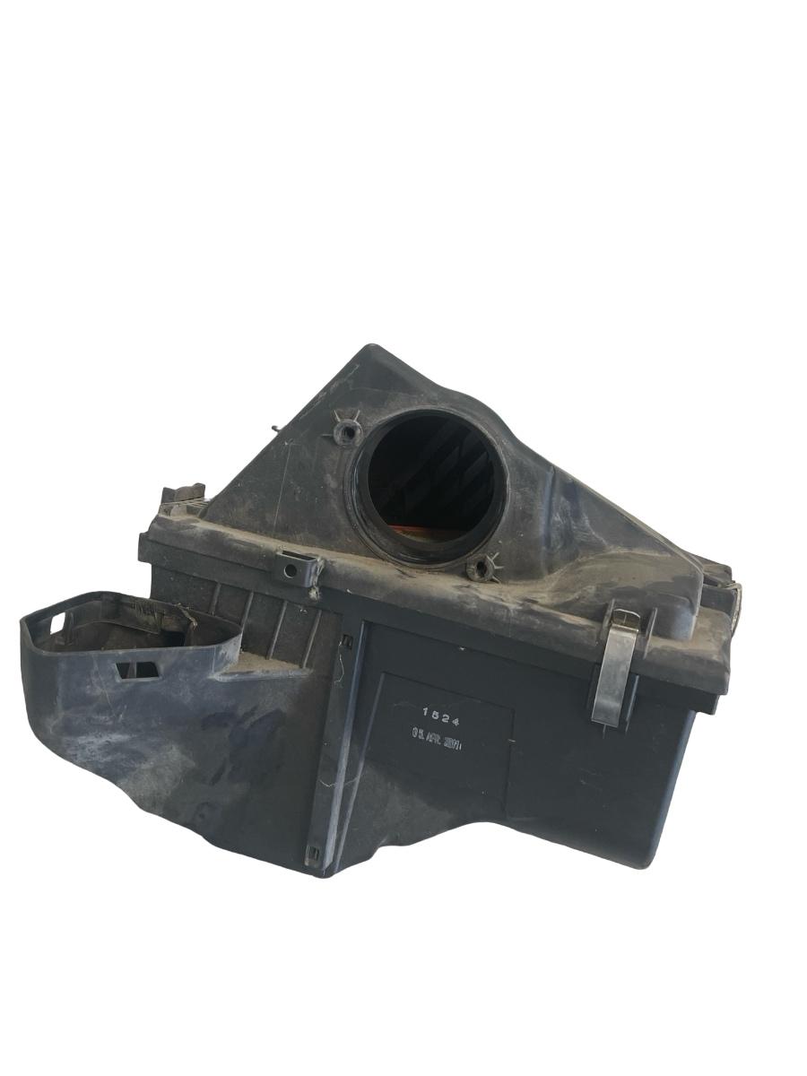 Carcasa filtru de aer BMW 1 E81 2006 - 2012 2.0 120 d N47 D20 A, N47 D20 C 7797460-08