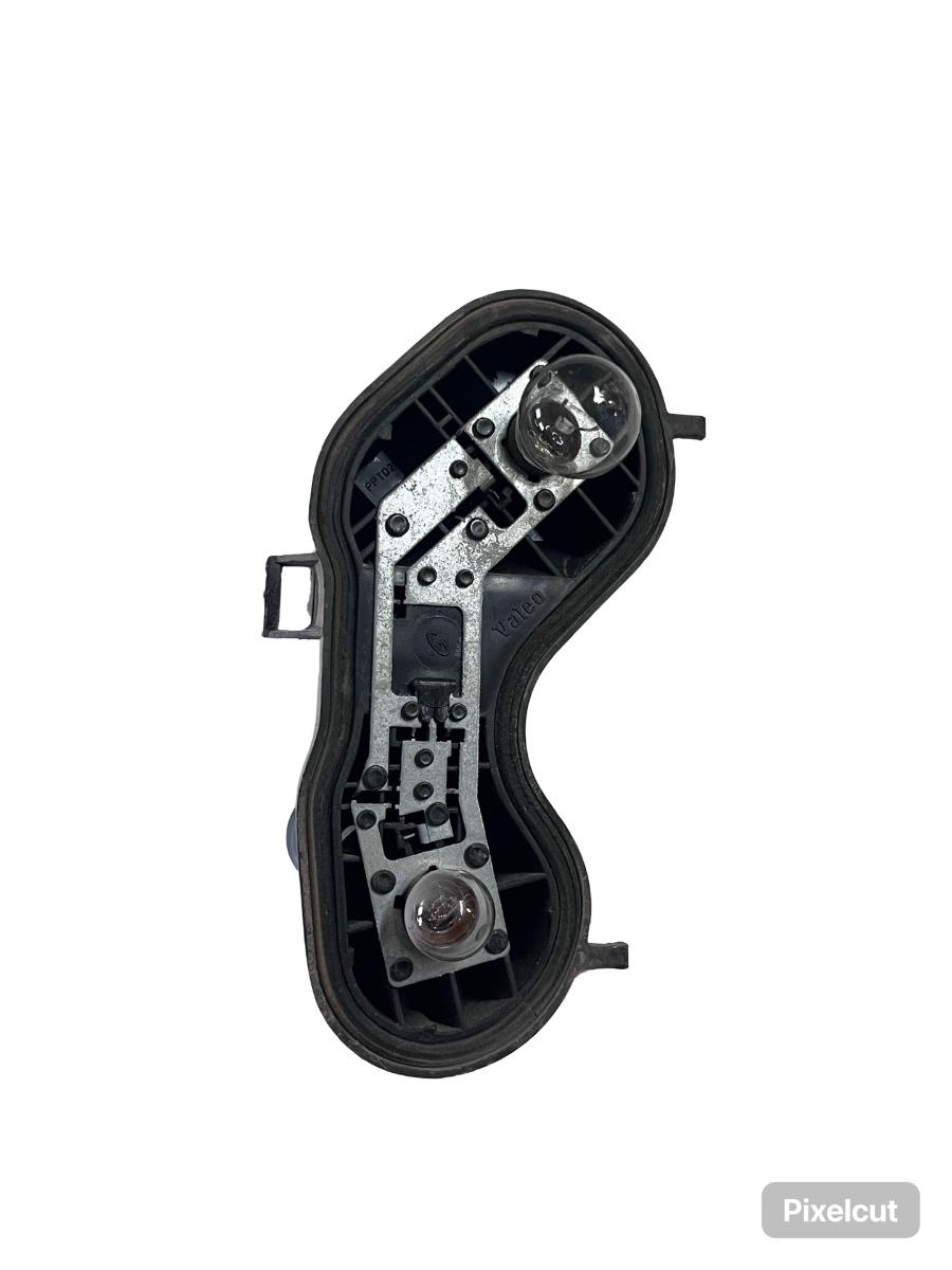 Soclu stop stanga spate RENAULT MEGANE II Coupé-Cabriolet EM0/1_ 2003 - 2010