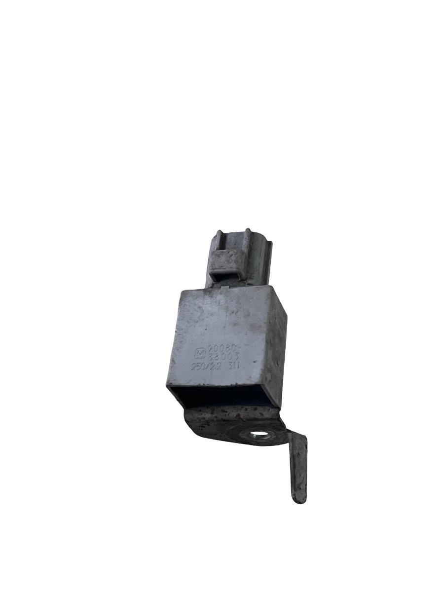 Alte relee TOYOTA AURIS _E15_ 2006 - 2012 90080-88003
