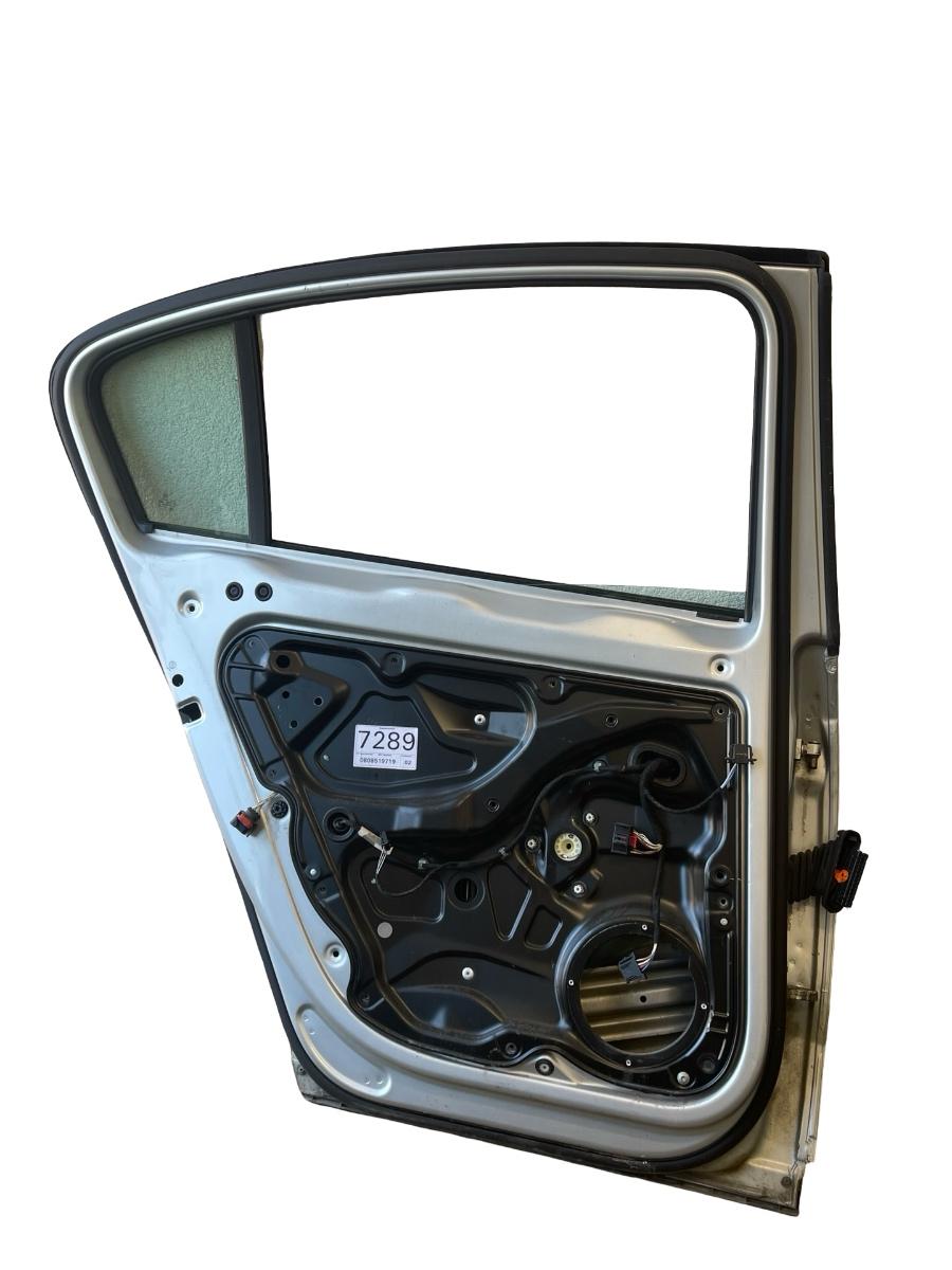 Usa Portiera stanga spate VOLKSWAGEN PASSAT B6 berlina 2005 - 2010 – foto 4