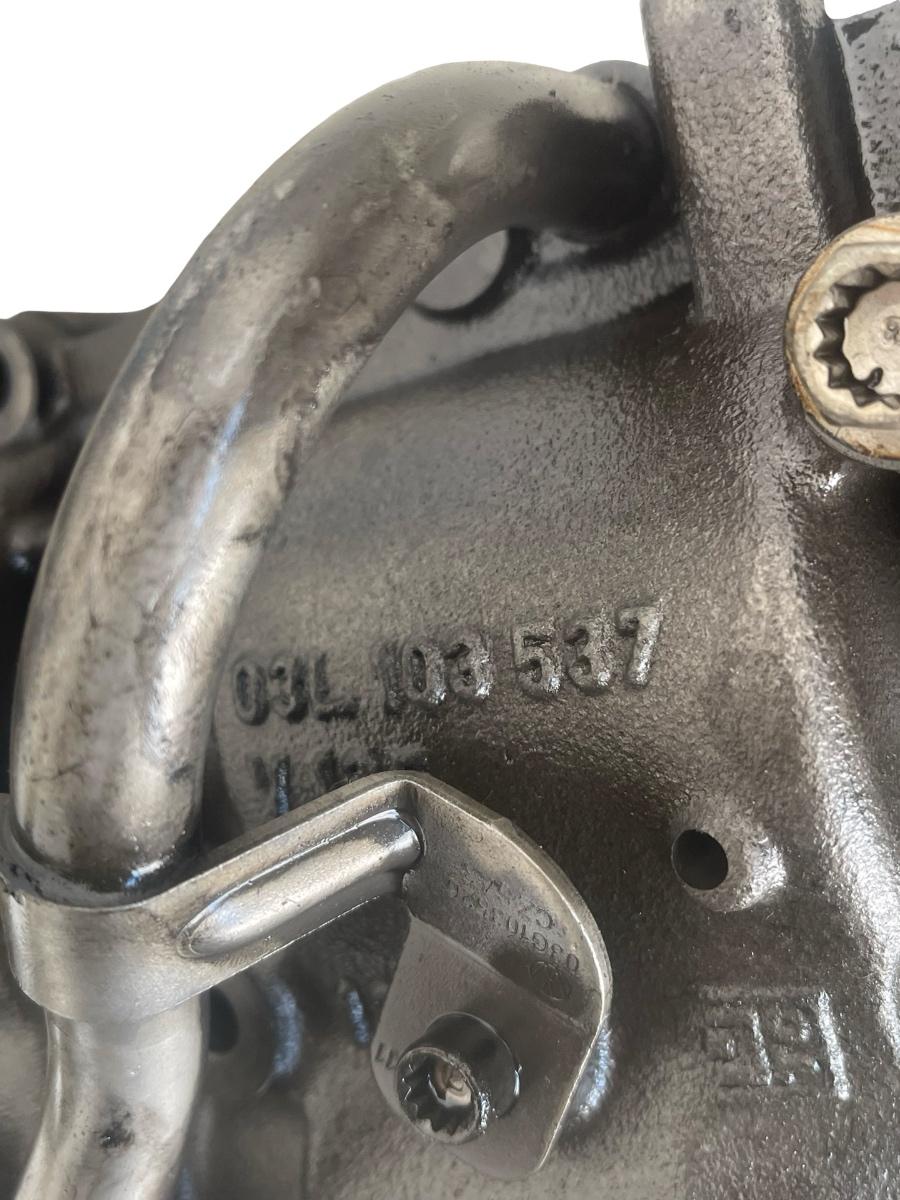 Pompa de ulei AUDI A4 IV 8K2, B8 2007 - 2015 2.0TDI 03L103537 – foto 2