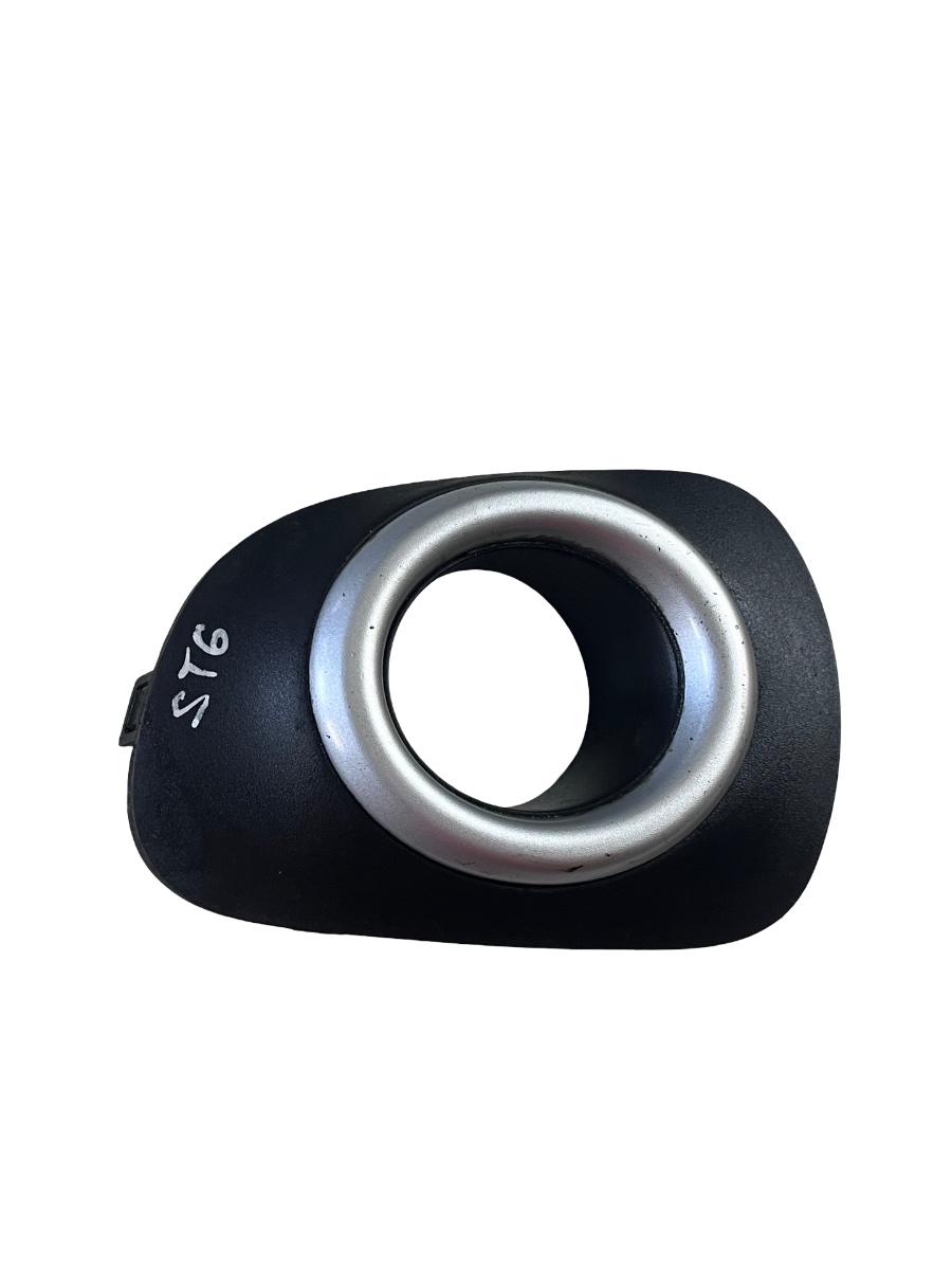Grila proiector ceata stanga fata MITSUBISHI L200 - 2010 6400B641