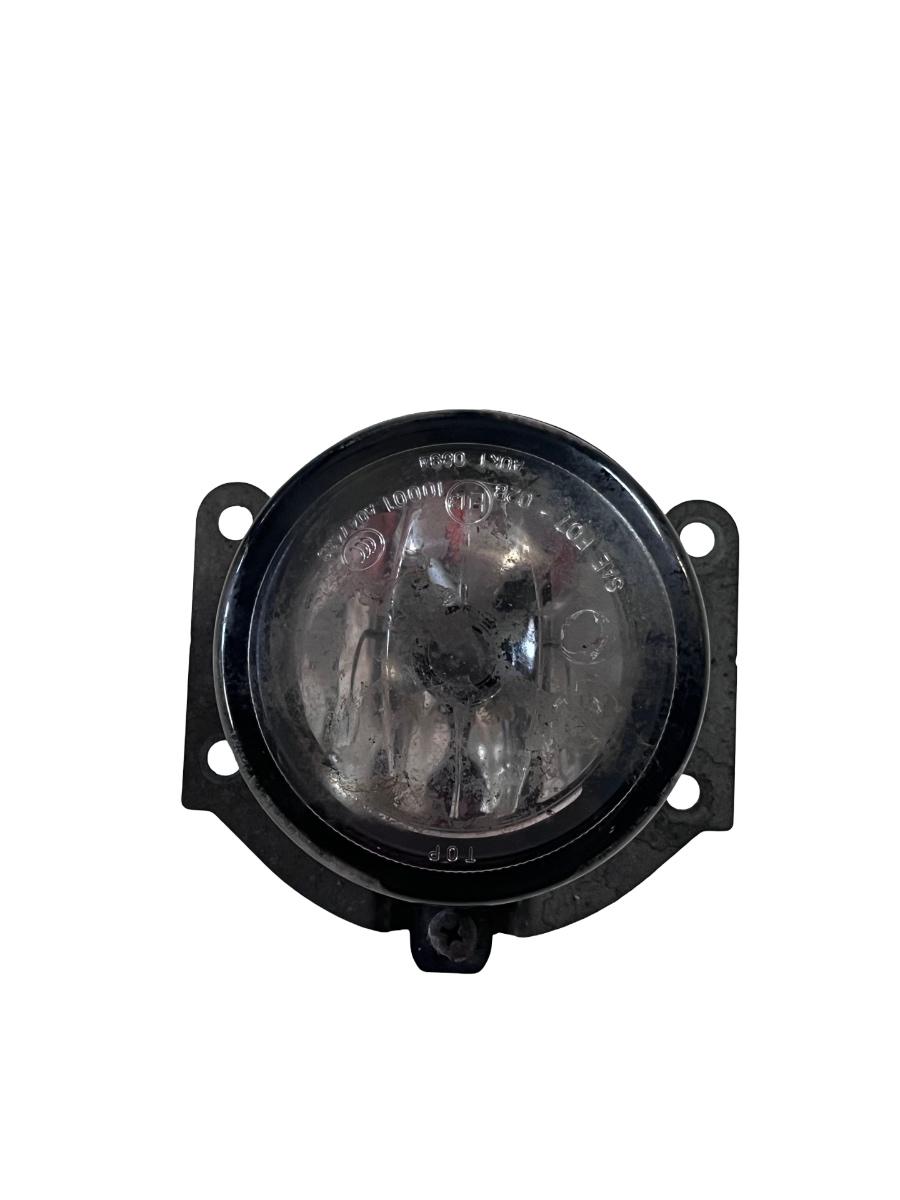 Proiector ceata stanga fata MITSUBISHI L200 - 2010 64211L