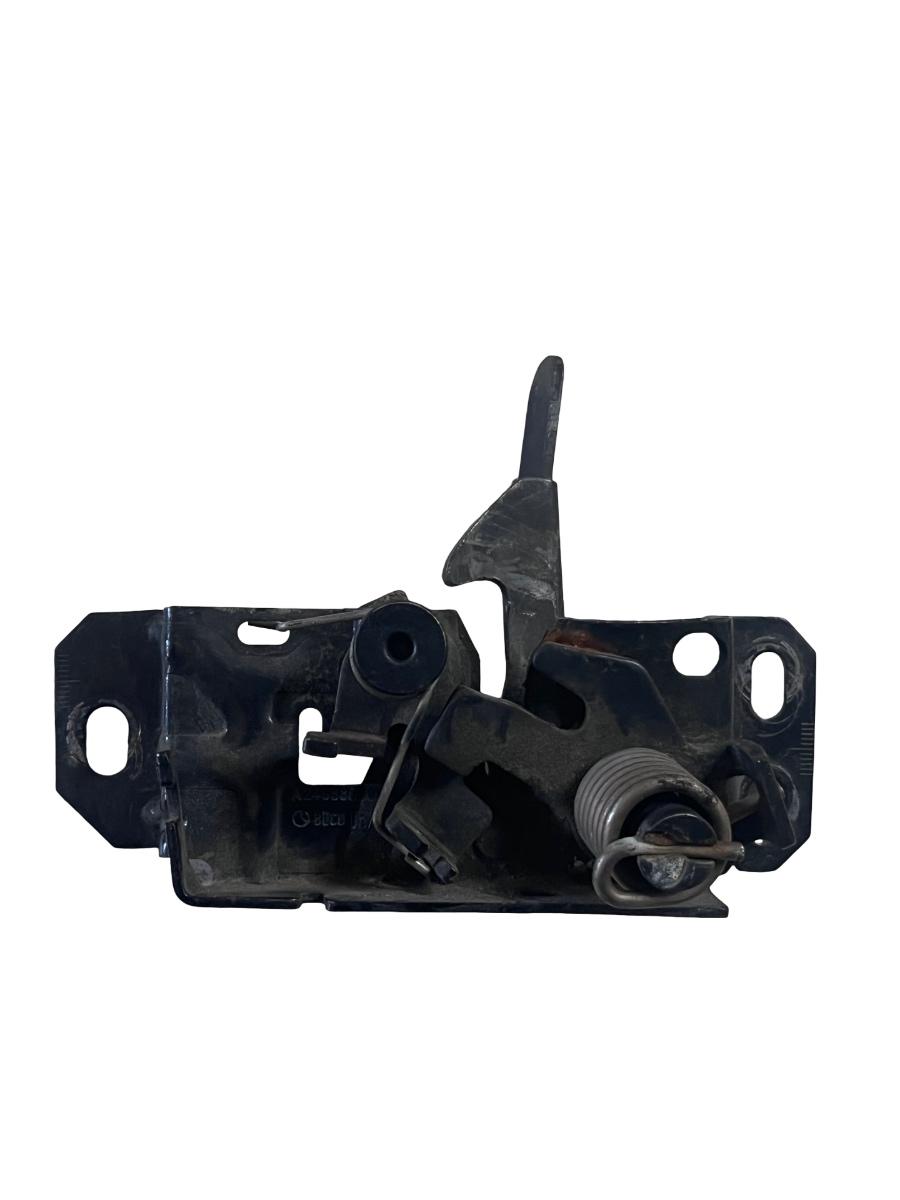 Incuietoare capota motor MERCEDES-BENZ B-CLASS II W246, W242 2011 -> A2468800060