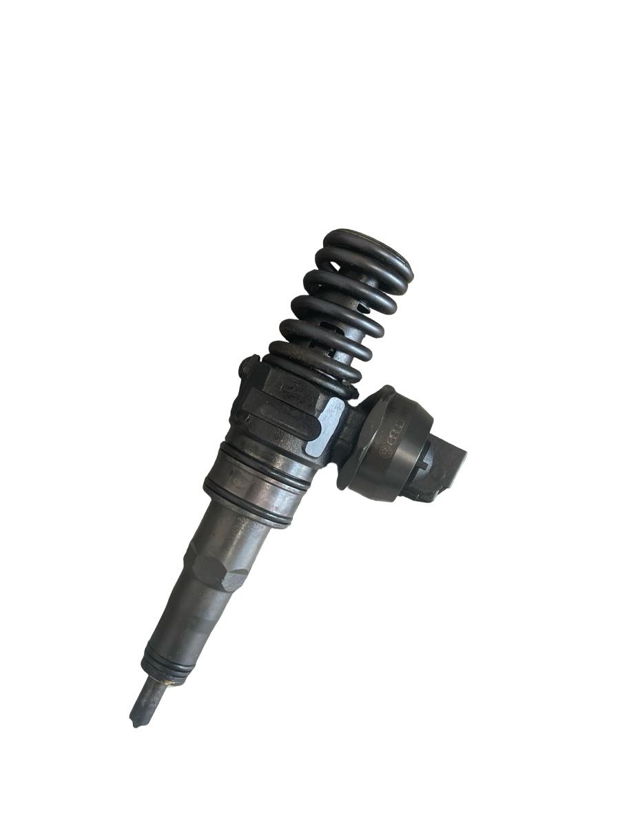 Injector combustibil VOLKSWAGEN POLO 9N_ 2001 - 2012 1.4 TDI BNV 038130073BL