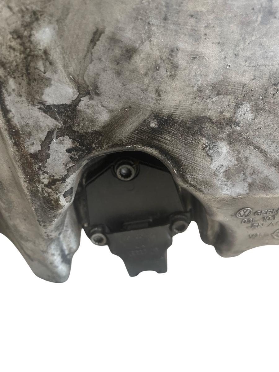 Baie de ulei AUDI A4 IV 8K2, B8 2007 - 2015 2.0TDI 03L103603D – foto 3