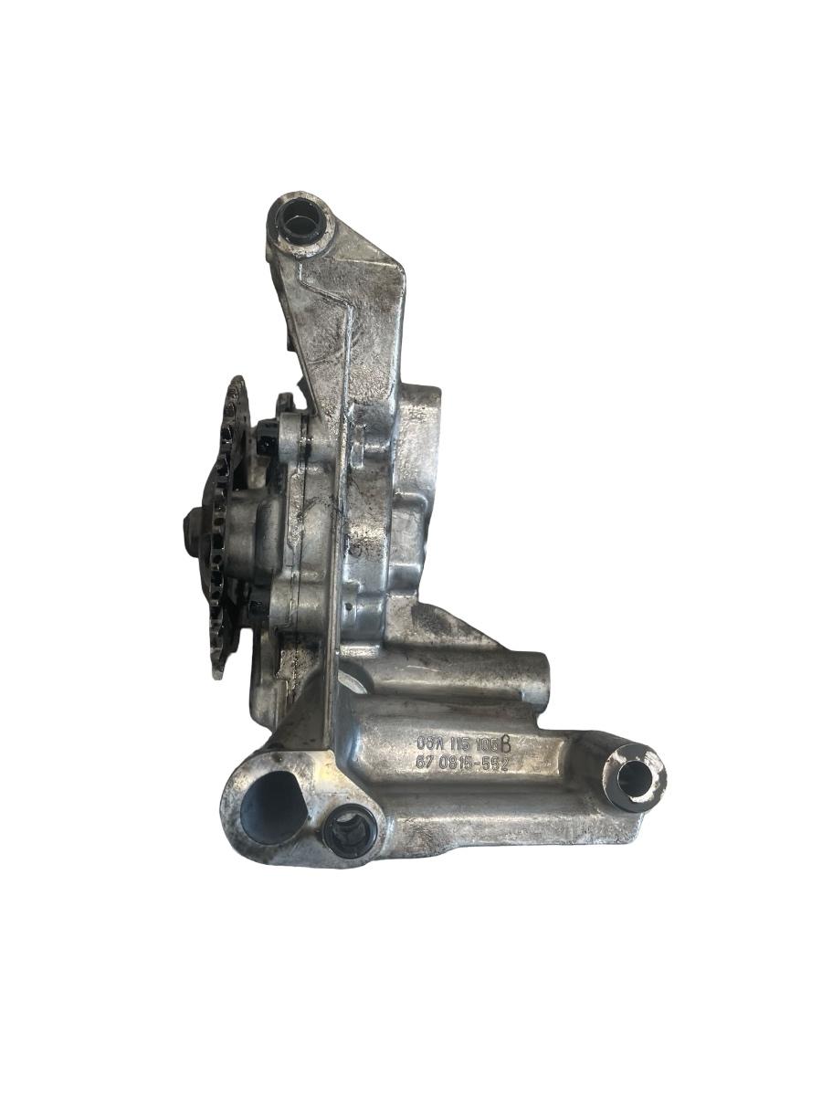 Pompa de ulei AUDI A3 II 8P1 2003 - 2013 1.9TDI 06A115105B