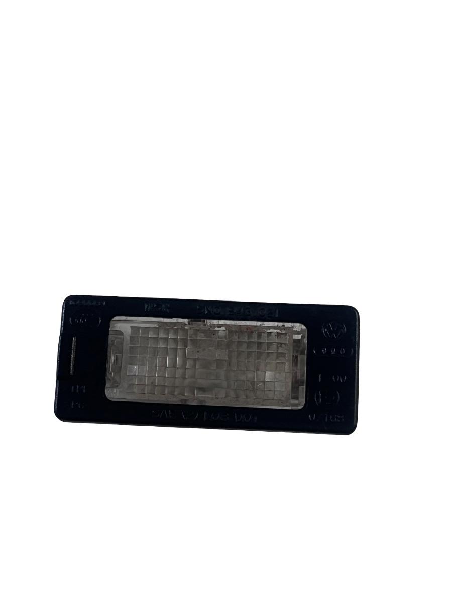 Lampa numar de inmatriculare VOLKSWAGEN TIGUAN 5N_ 2007 -> 5N0943021