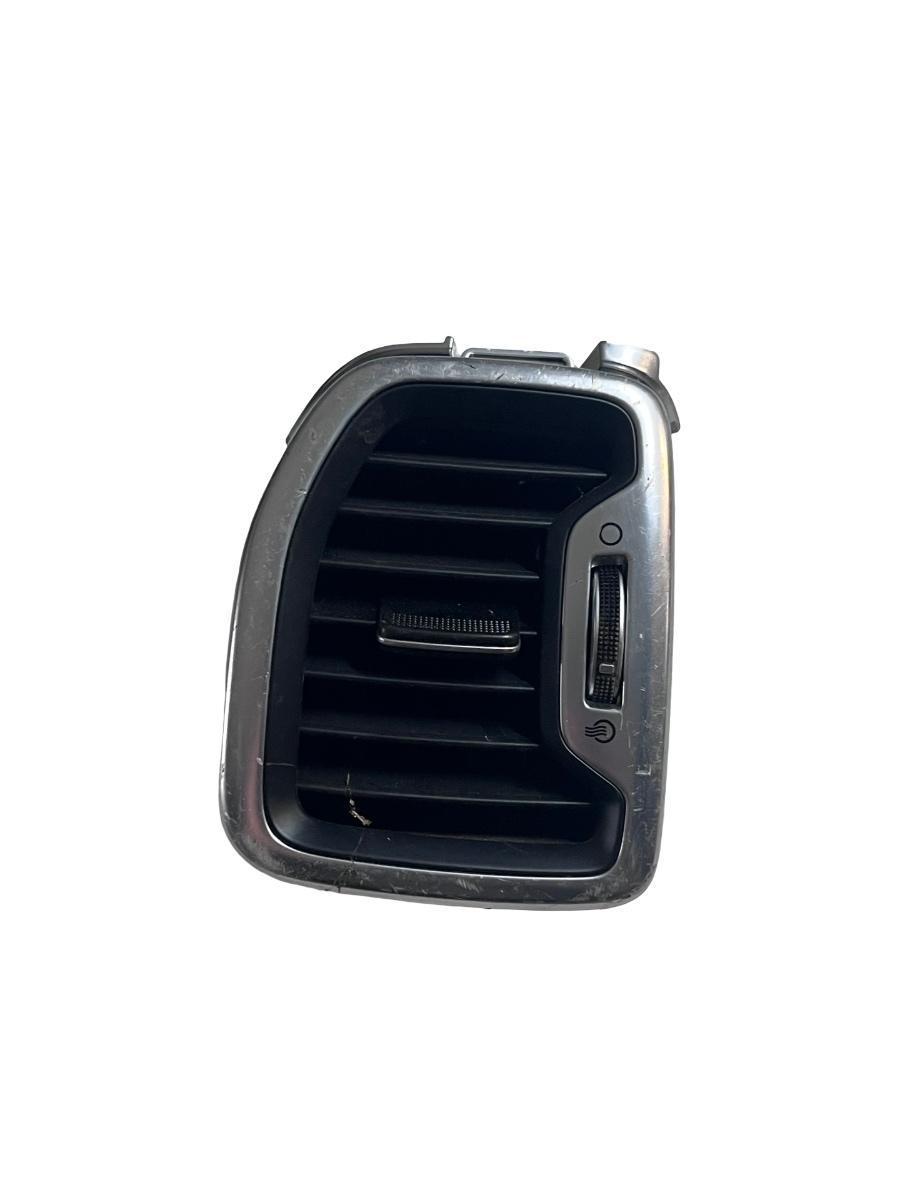 Grila de ventilatie bord centrala KIA SPORTAGE QL, QLE 2015 -> F1000SA1