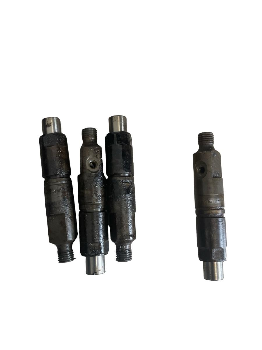Set injectoare combustibil RENAULT MASTER II Box FD 1998 -> 2.5 D S8U 770 KBE58S8