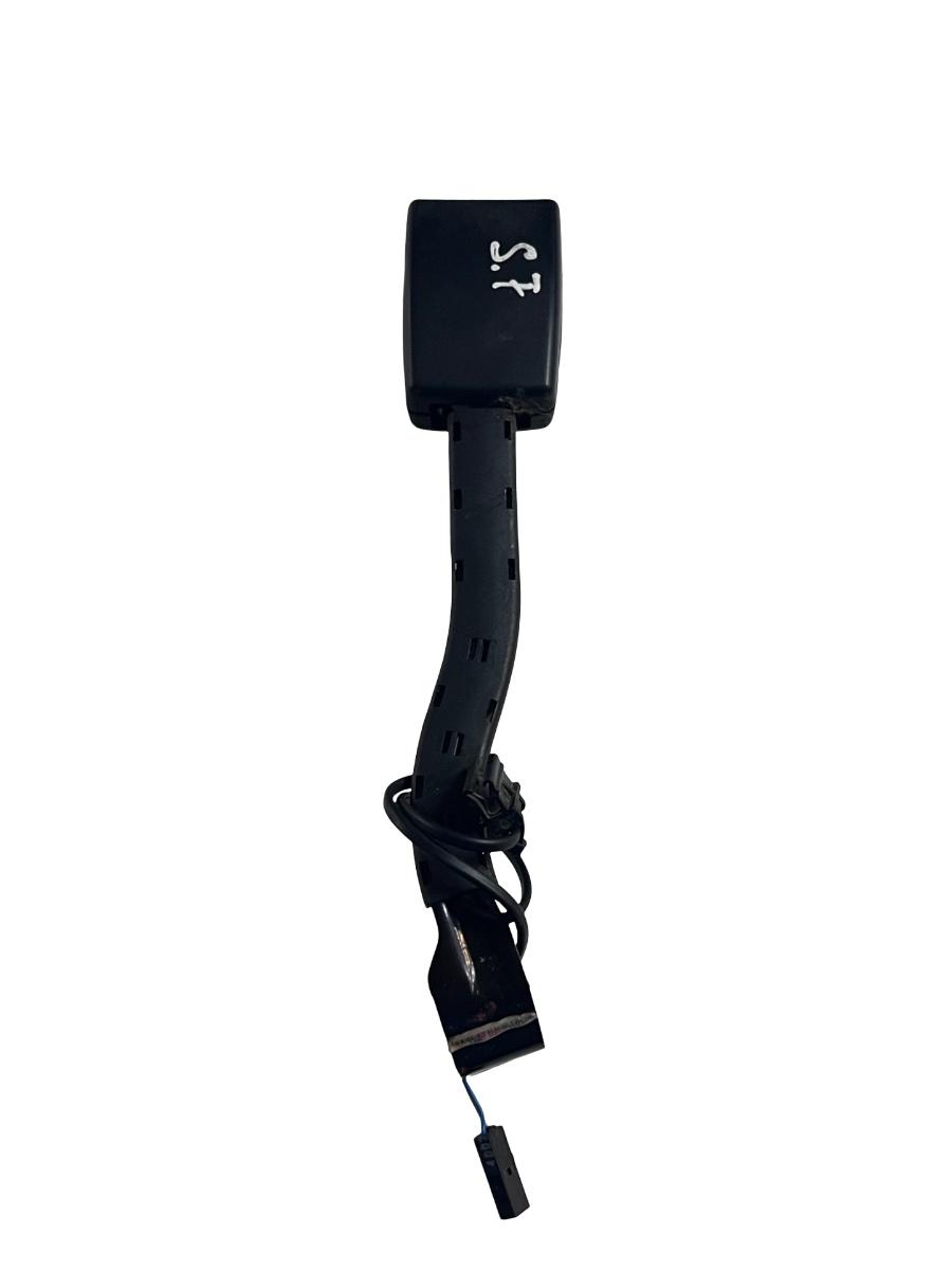 Pretensionare centura de siguranta stanga fata VOLKSWAGEN JETTA III 1K2 2004 - 2010 1K4857755E