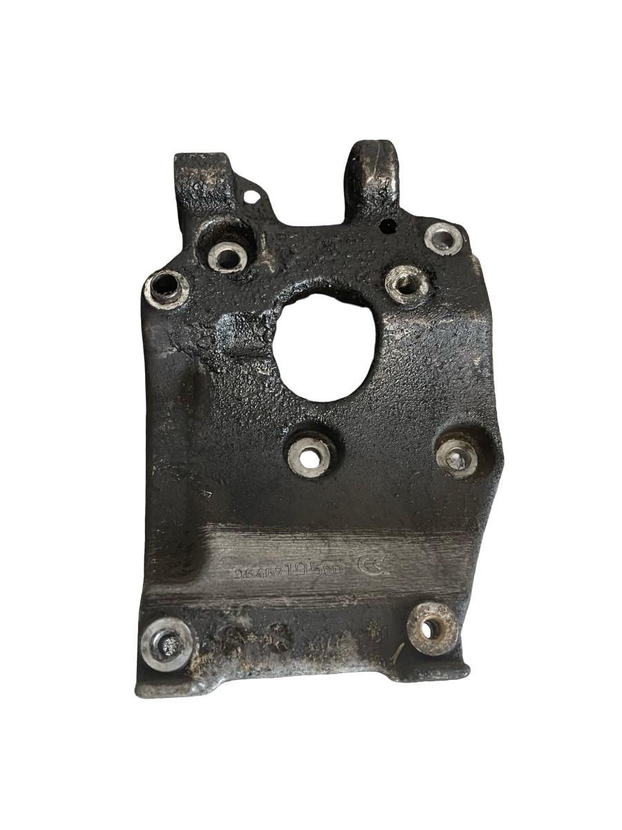 Suport compresor ac FORD FOCUS II DA_, HCP, DP 2004 - 2013 1.6 TDCi G8DA, G8DB, G8DD, G8DE, G8DF
