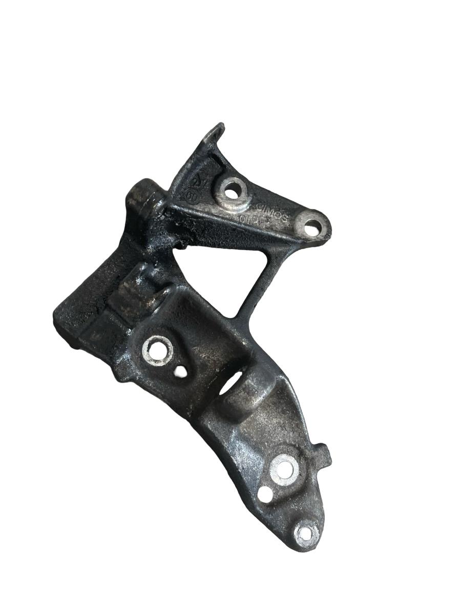 Suport alternator FORD FOCUS II Saloon DA_, FCH, DH 2005 -> TDCi G8DA, G8DB, G8DD, G8DE, G8DF 9653749480