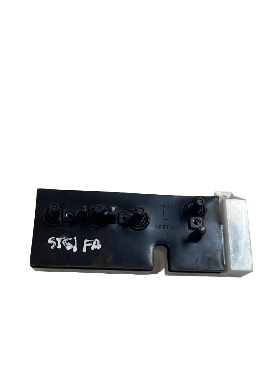 Buton reglaj scaun stanga fata LEXUS IS II Saloon GSE2_, ALE2_, USE2_ 2005 - 2013 84070-53040