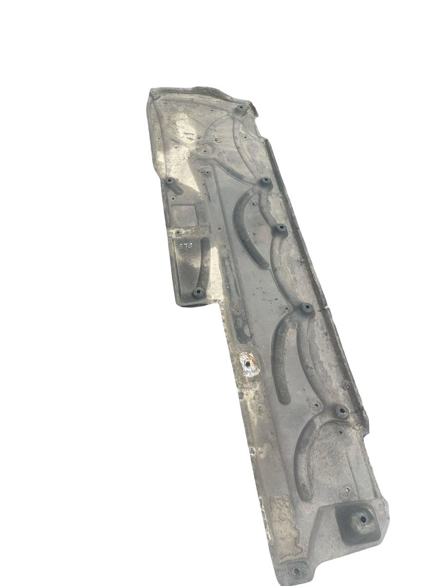 Scut sub caroserie stanga MERCEDES-BENZ E-CLASS W212 2009 -> 2.2 E 250 CDI / BlueTEC 4-matic OM 651.924 A2126800309