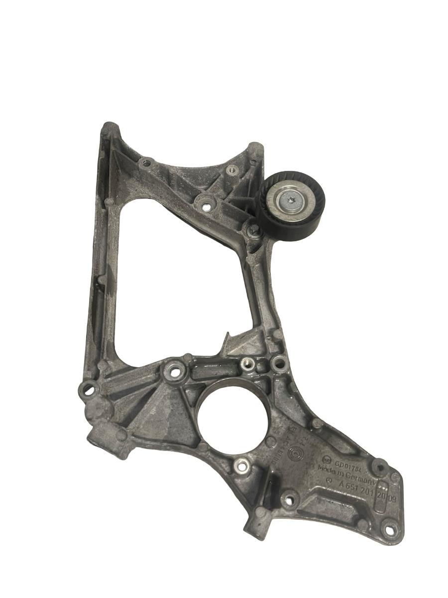 Suport accesorii MERCEDES-BENZ E-CLASS W212 2009 -> 2.2 E 250 CDI / BlueTEC 4-matic OM 651.924 A6512012009