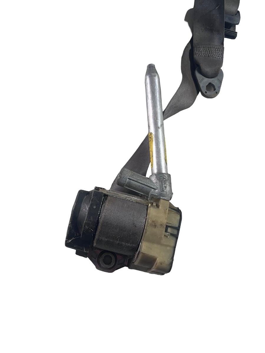 Centura de siguranta dreapta fata MERCEDES-BENZ E-CLASS II W210 1995 - 2003 2108600885