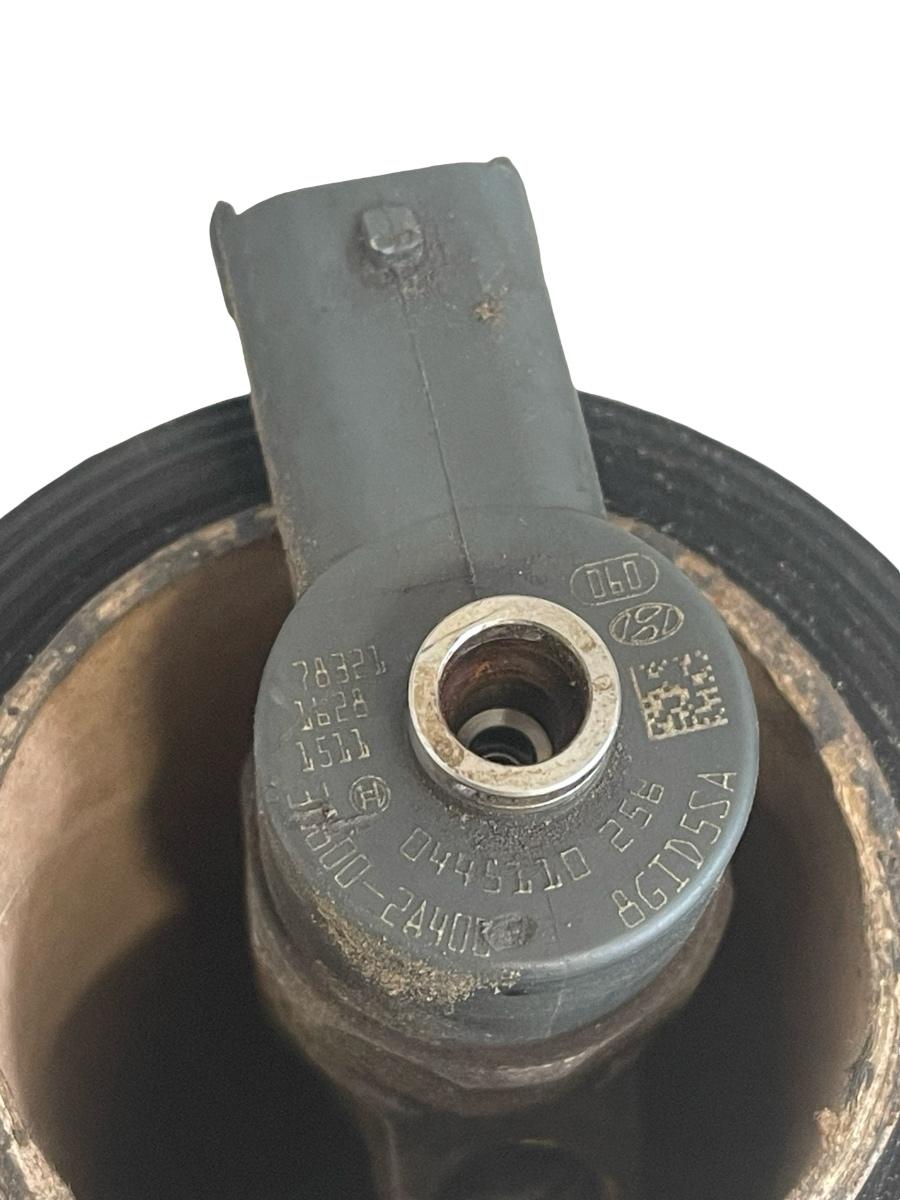 Injector combustibil HYUNDAI i30 CW FD 2007 - 2012 1.6CRDI 0445110256 – foto 2