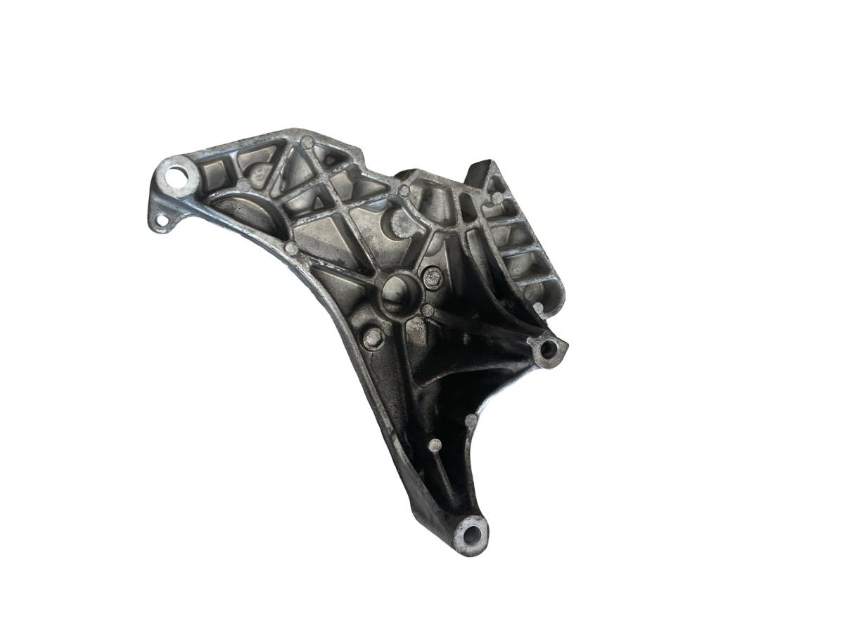Suport motor VOLKSWAGEN GOLF VI 5K1 2008 - 2013 1.6 TDI CAYC 03L199207