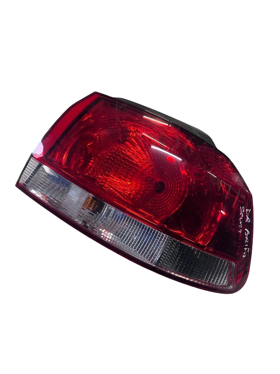 Lampa spate / Stop dreapta spate VOLKSWAGEN GOLF VI 5K1 2008 - 2013 89500681