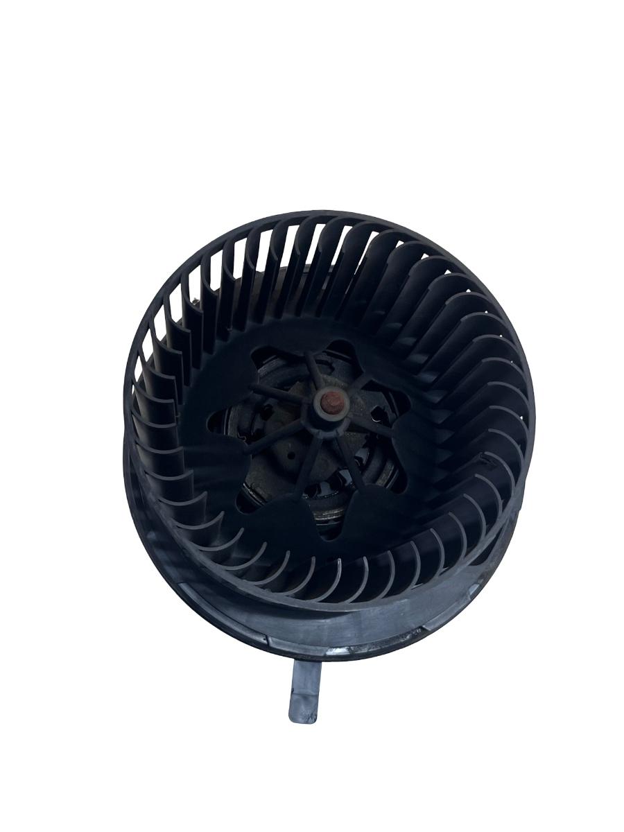 Ventilator aeroterma VOLKSWAGEN GOLF VI 5K1 2008 - 2013 1K1820015J