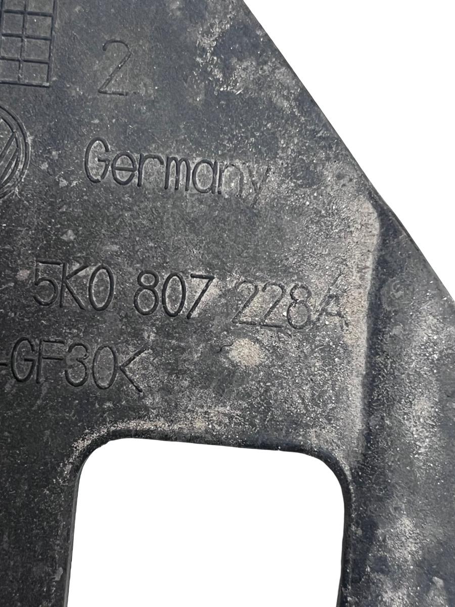 Suport far dreapta VOLKSWAGEN GOLF VI 5K1 2008 - 2013 5K0807228A – foto 3