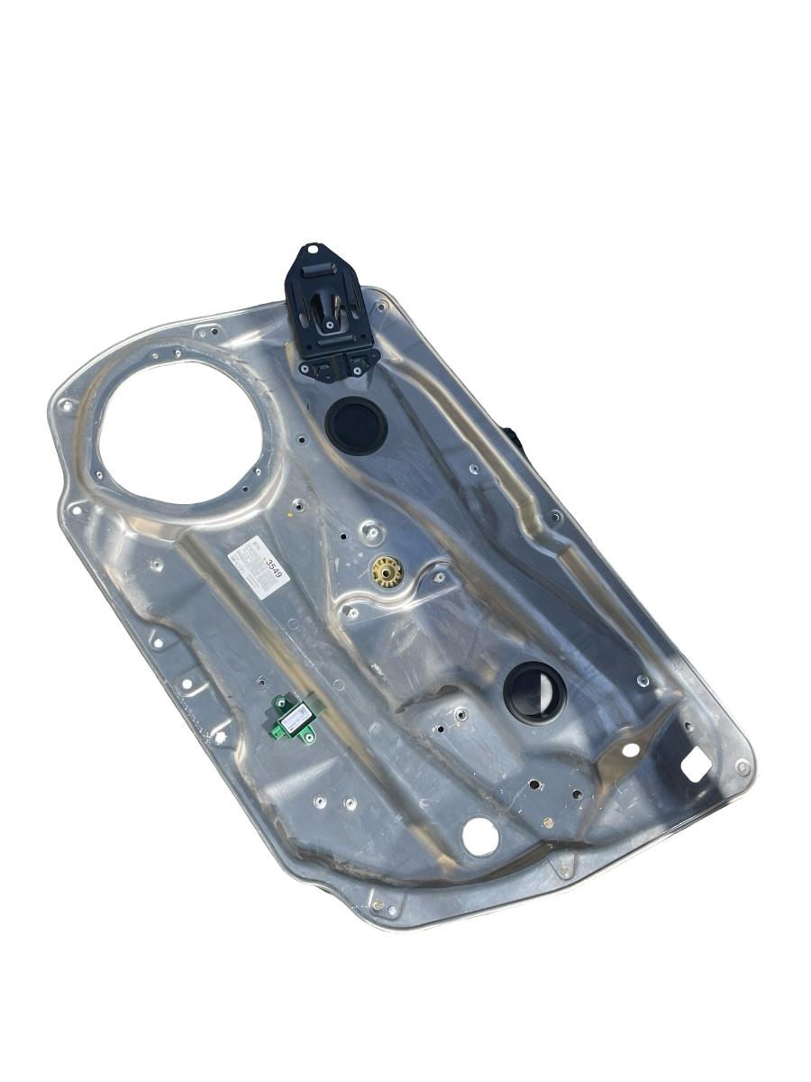 Macara geam dreapta fata MERCEDES-BENZ E-CLASS W212 2009 -> 2.2 E 250 CDI / BlueTEC 4-matic OM 651.924 981693-105