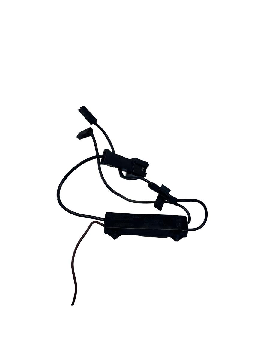 Amplificator semnal antena MERCEDES-BENZ E-CLASS W212 2009 -> A2128704589