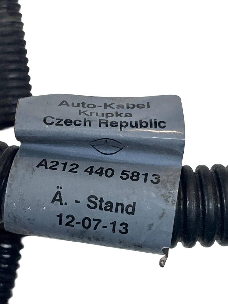Borna pozitiva baterie MERCEDES-BENZ E-CLASS W212 2013 FL -> A2124405813 – foto 3