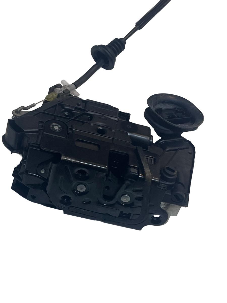 Broasca usa dreapta spate VOLKSWAGEN GOLF VI 5K1 2008 - 2013 5K4839016H