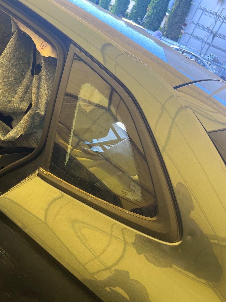 Geam lateral stanga spate SKODA SCALA (NW) [ 2019 -> ]