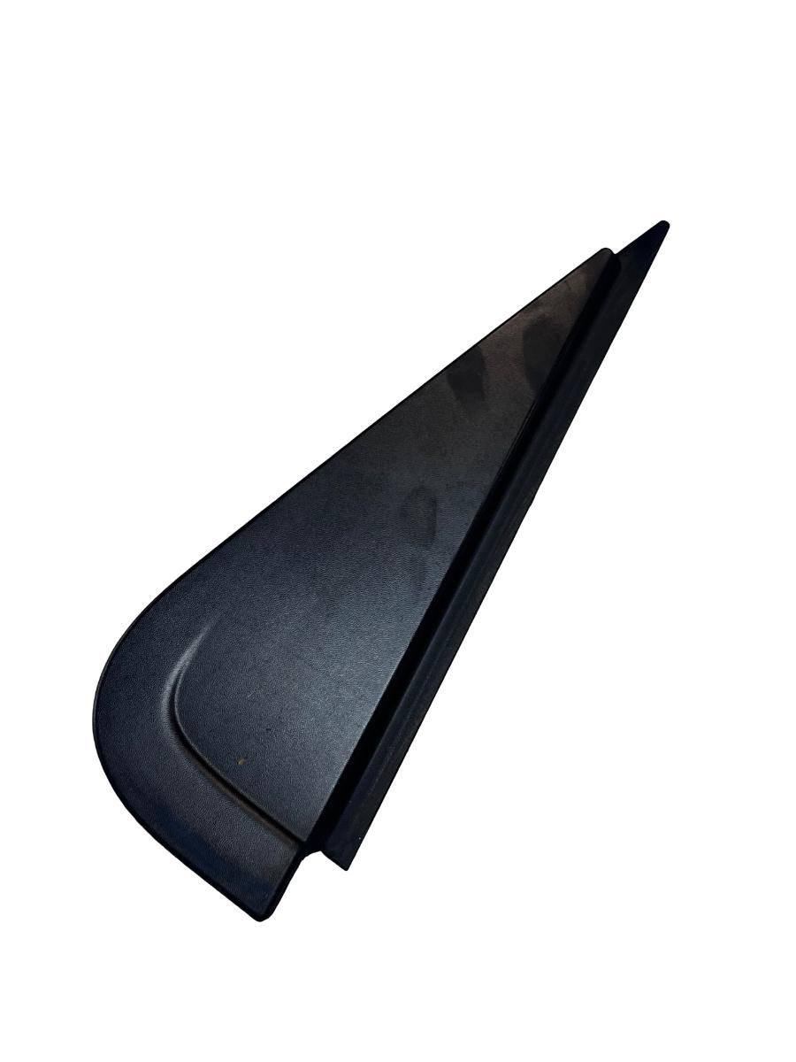 Ornament colt portiera dreapta spate DACIA DUSTER 2010 -> 822347891R