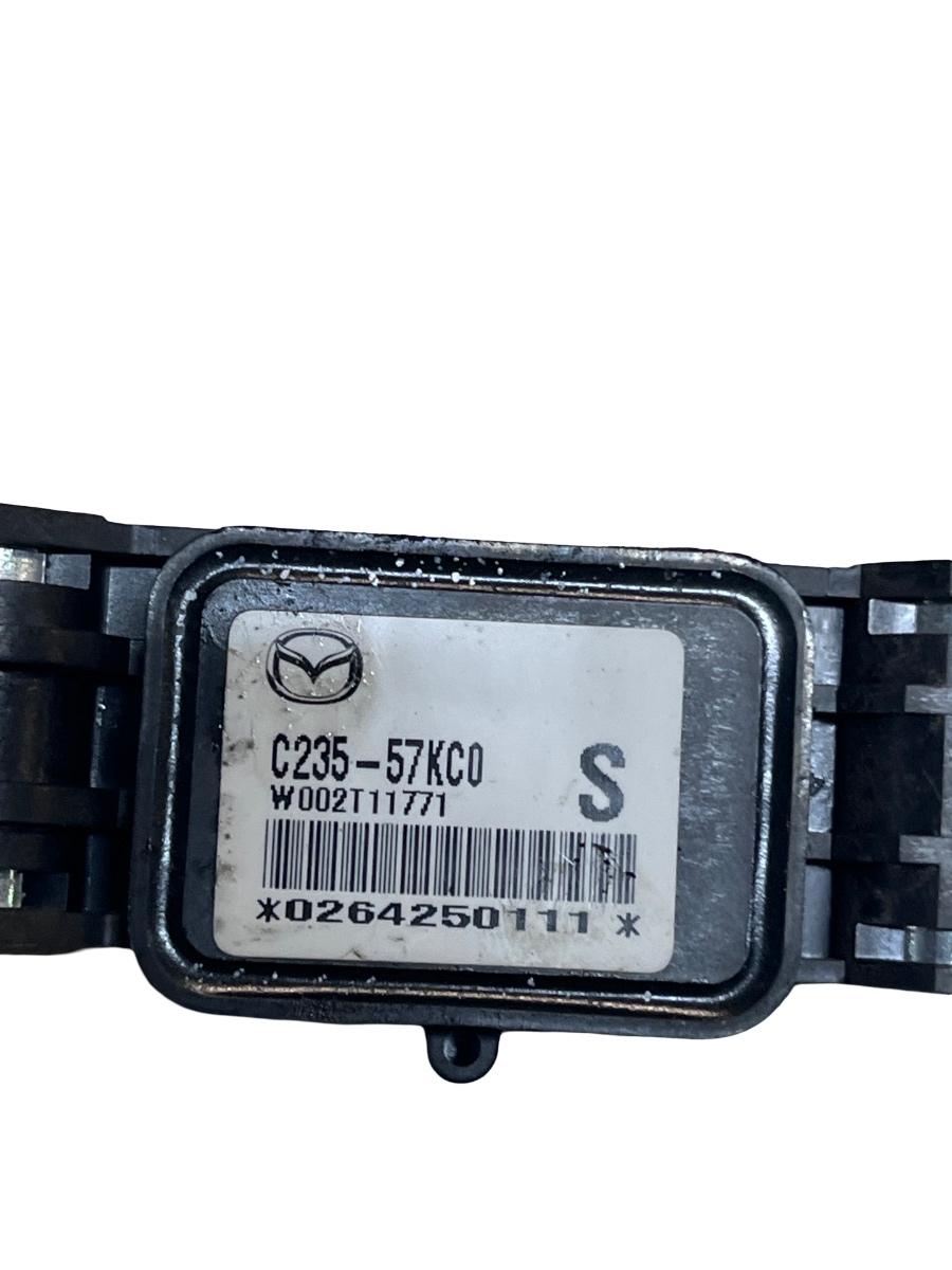 Senzor de impact airbag dreapta spate MAZDA 5 CR19 2005 - 2010 C235-57KC0 – foto 2