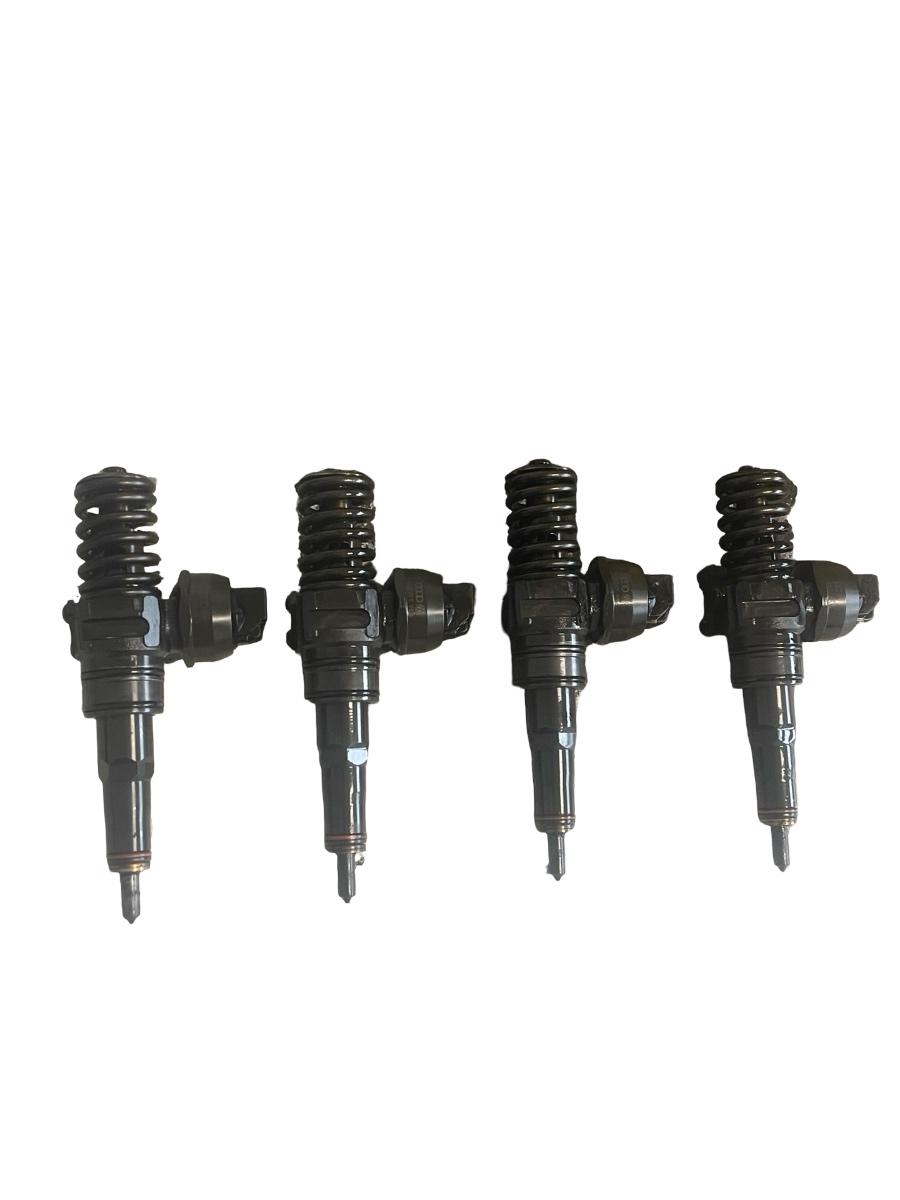 Set injectoare combustibil VOLKSWAGEN TOURAN 1T1, 1T2 2003 - 2010 1.9 TDI BKC 038130073AG
