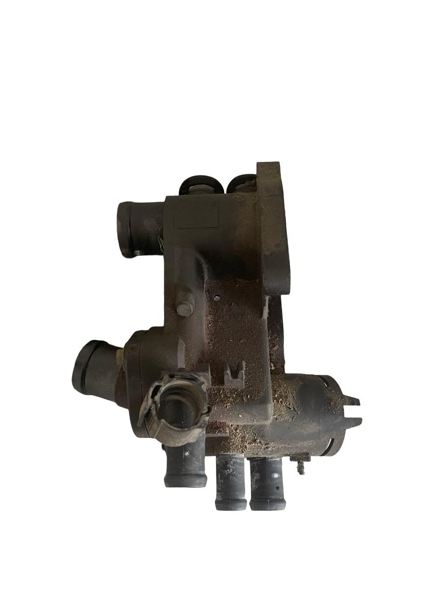 Carcasa termostat VOLKSWAGEN GOLF IV 1J1 1997 - 2007 1.6 16V BCB 032121111
