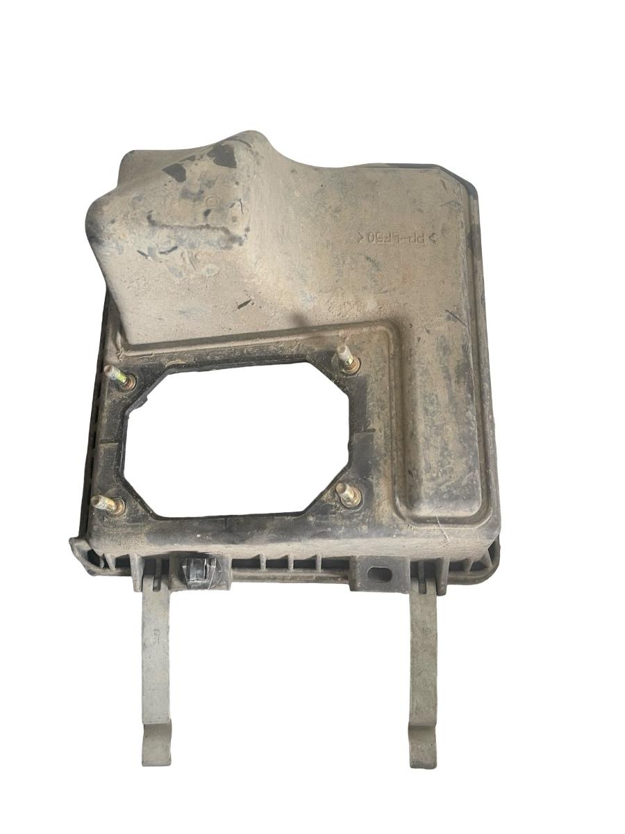 Capac carcasa filtru de aer MITSUBISHI OUTLANDER I CU_W 2001 - 2008 2.0 4G63 (DOHC 16V)