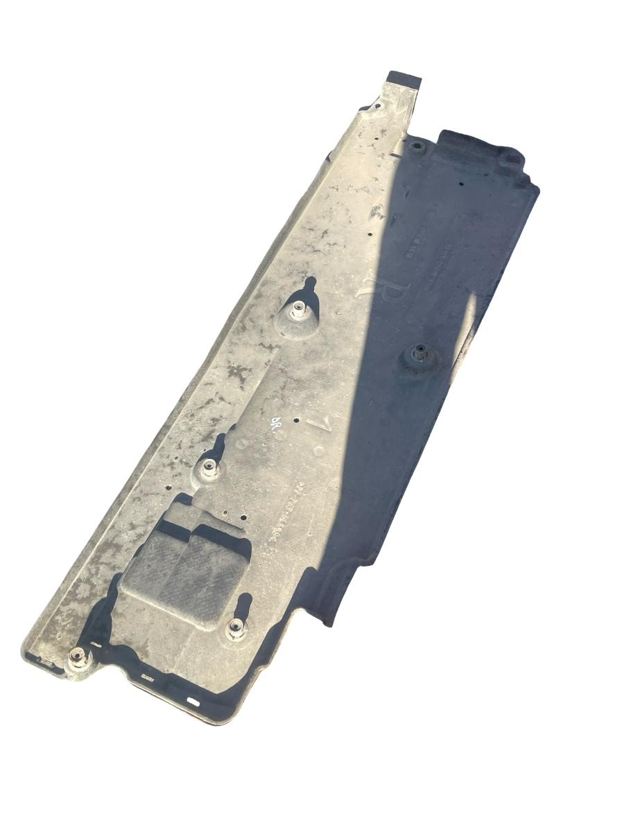 Scut lateral dreapta TOYOTA AVENSIS Saloon _T27_ 2008 ->