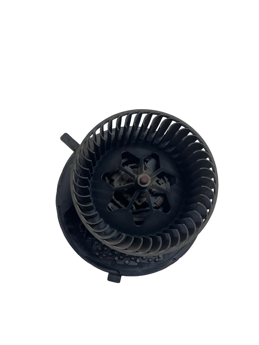 Ventilator aeroterma VOLKSWAGEN PASSAT Variant 3C5 2005 - 2011 3C1820015G