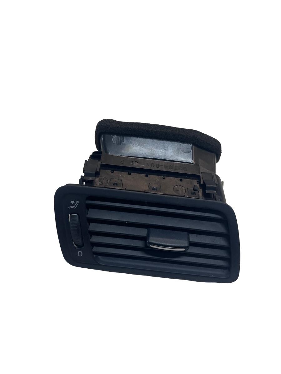 Grila de ventilatie laterala panou de bord dreapta fata VOLKSWAGEN PASSAT Variant 3C5 2005 - 2011 3C1819702E