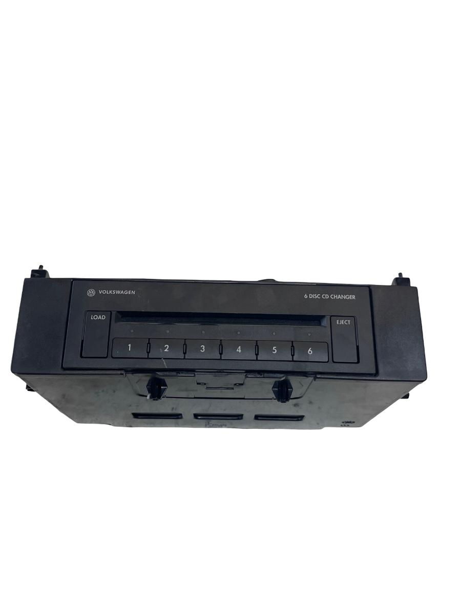 Magazie CD VOLKSWAGEN PASSAT Variant 3C5 2005 - 2011 3C1857285