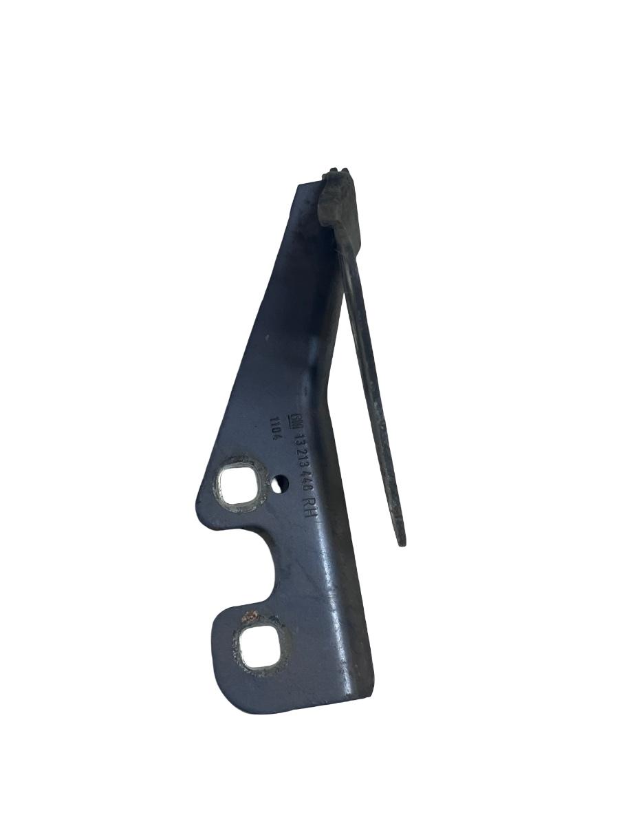 Balama capota motor dreapta fata OPEL ASTRA H L48, A04 2004 - 2014 13213448