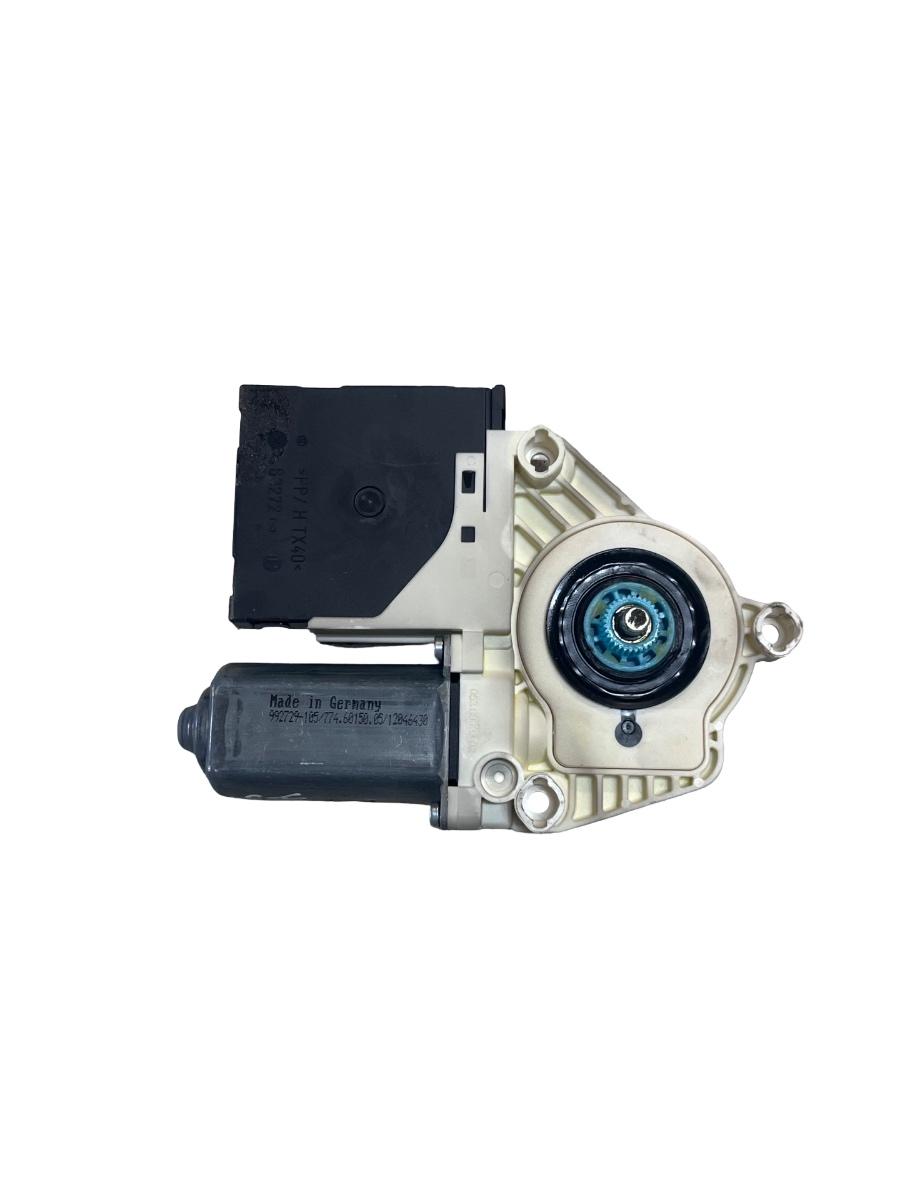 Motoras geam stanga fata VOLKSWAGEN PASSAT Variant 3C5 2005 - 2011 1K0959793H