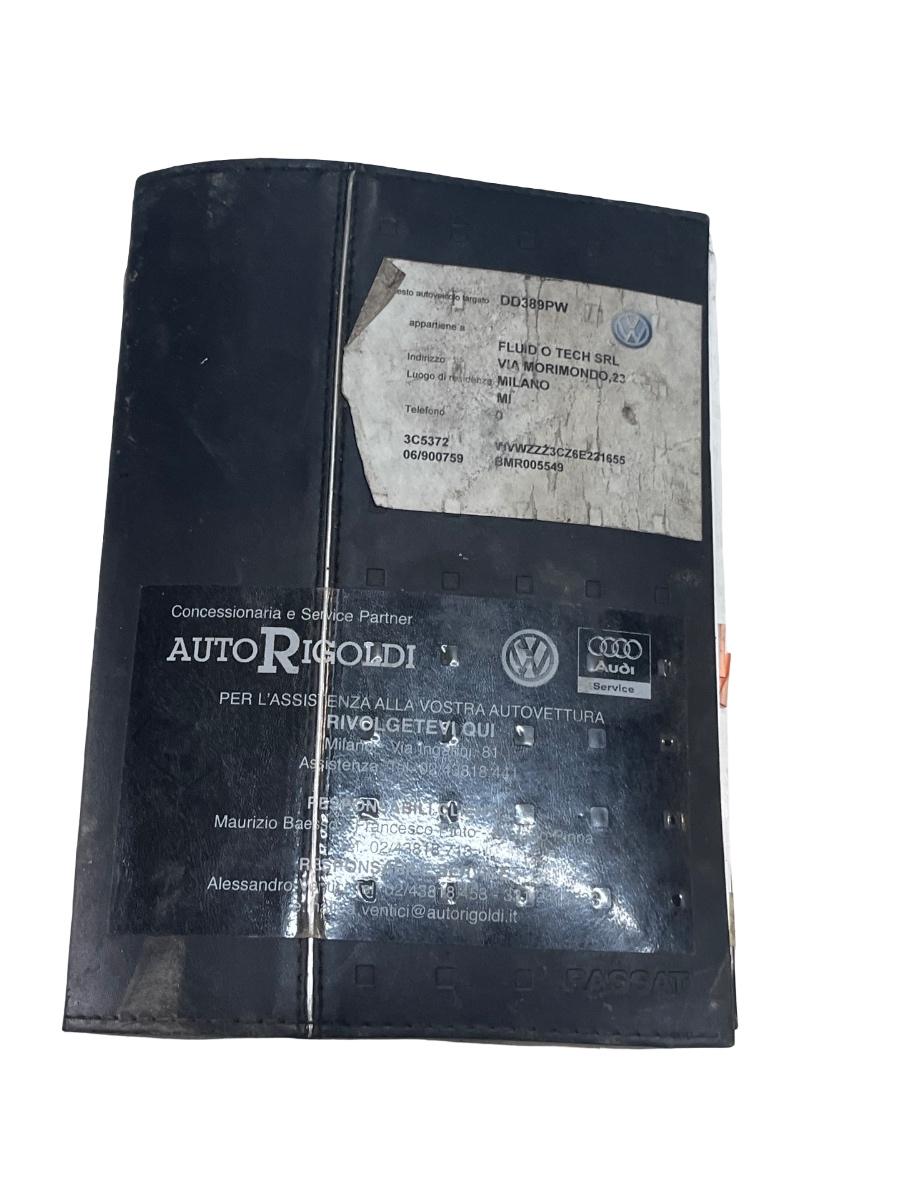 Cartea service a vehiculului VOLKSWAGEN PASSAT Variant 3C5 2005 - 2011