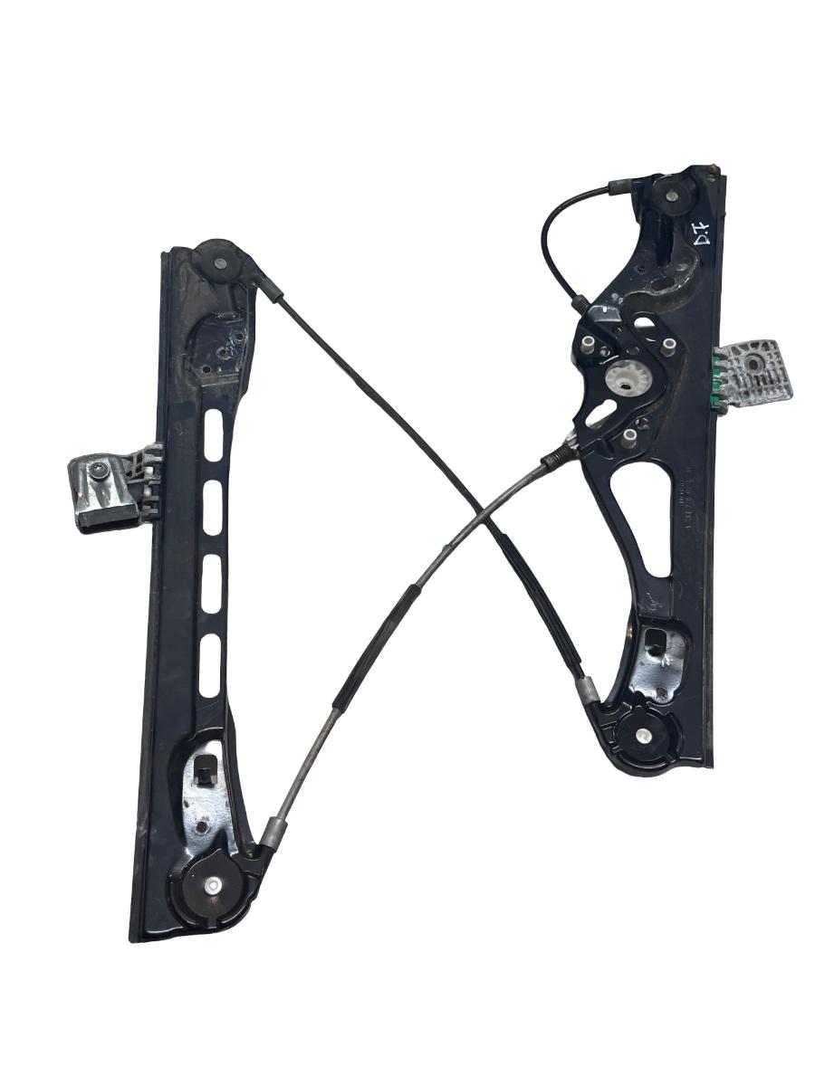Macara Geam dreapta fata MERCEDES-BENZ E-CLASS W211 2002 - 2009 A2117200246