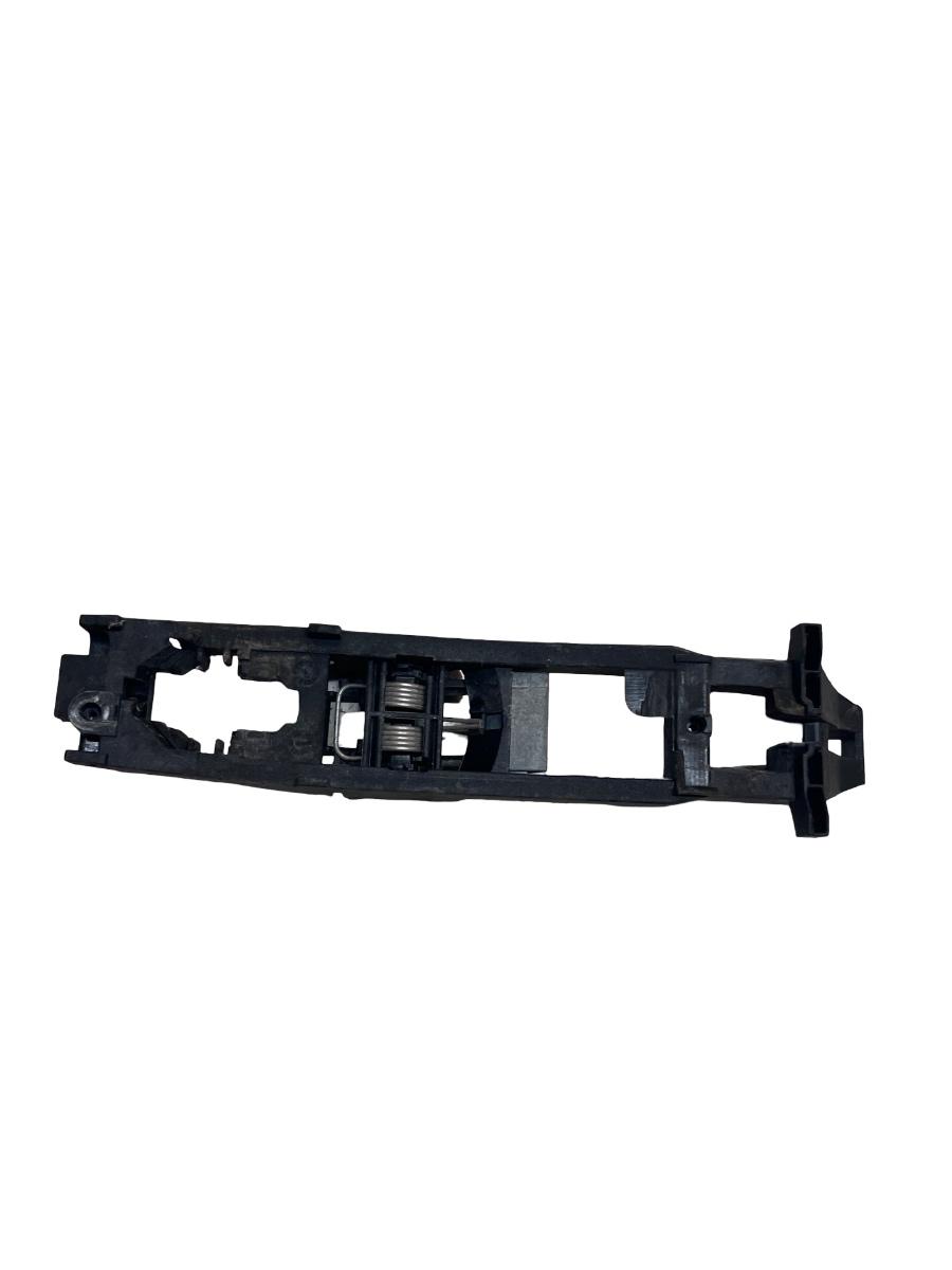 Suport maner portiera stanga spate MERCEDES-BENZ E-CLASS W211 2002 - 2009