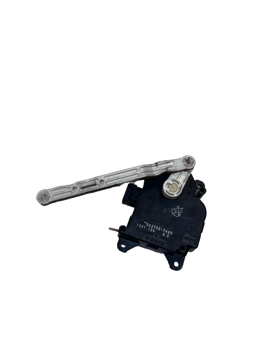 Motoras/actuator clapeta aer TOYOTA PRIUS Saloon _W1_ 2000 - 2004 063700-7440